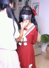【恋物幻者】JK娘和lo娘的挠足游戏 小婉小可全身包起来TK白袜脚[795MB/24分钟]