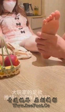 【通城大玩家】带妹子去厦门旅游品尝走了一路的玉足