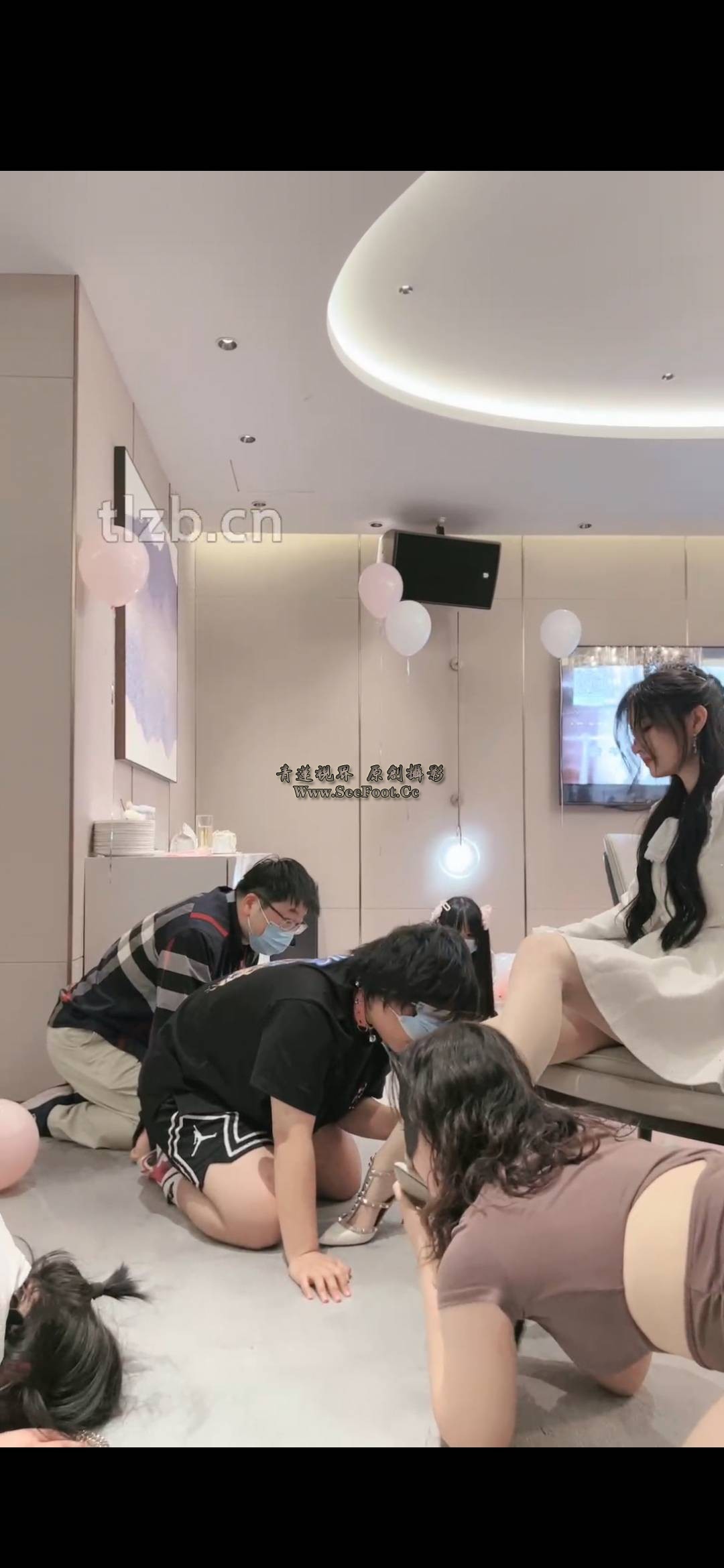 Screenshot_20231113_150221_com.huawei.himovie.jpg