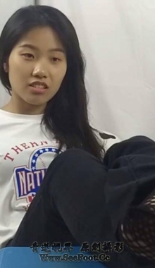 �����ࡿ���ӵĺ�ɫ����